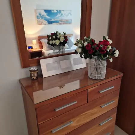 St Julians Cute With Side Seaview * Сент Джулианс