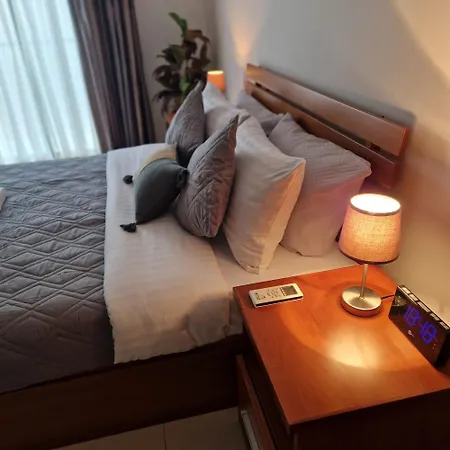 St Julians Cute With Side Seaview *