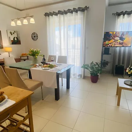 St Julians Cute With Side Seaview Апартаменты Сент Джулианс
