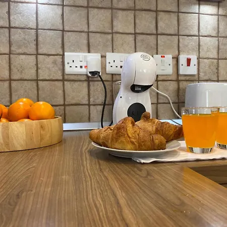 St Julians Cute With Side Seaview *