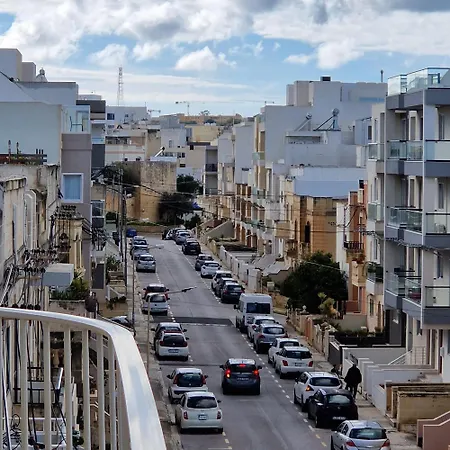 Apartamento St Julians Cute With Side Seaview