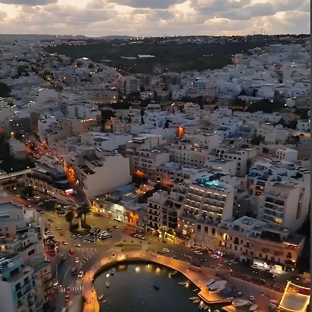 Lejlighed St Julians Cute With Side Seaview